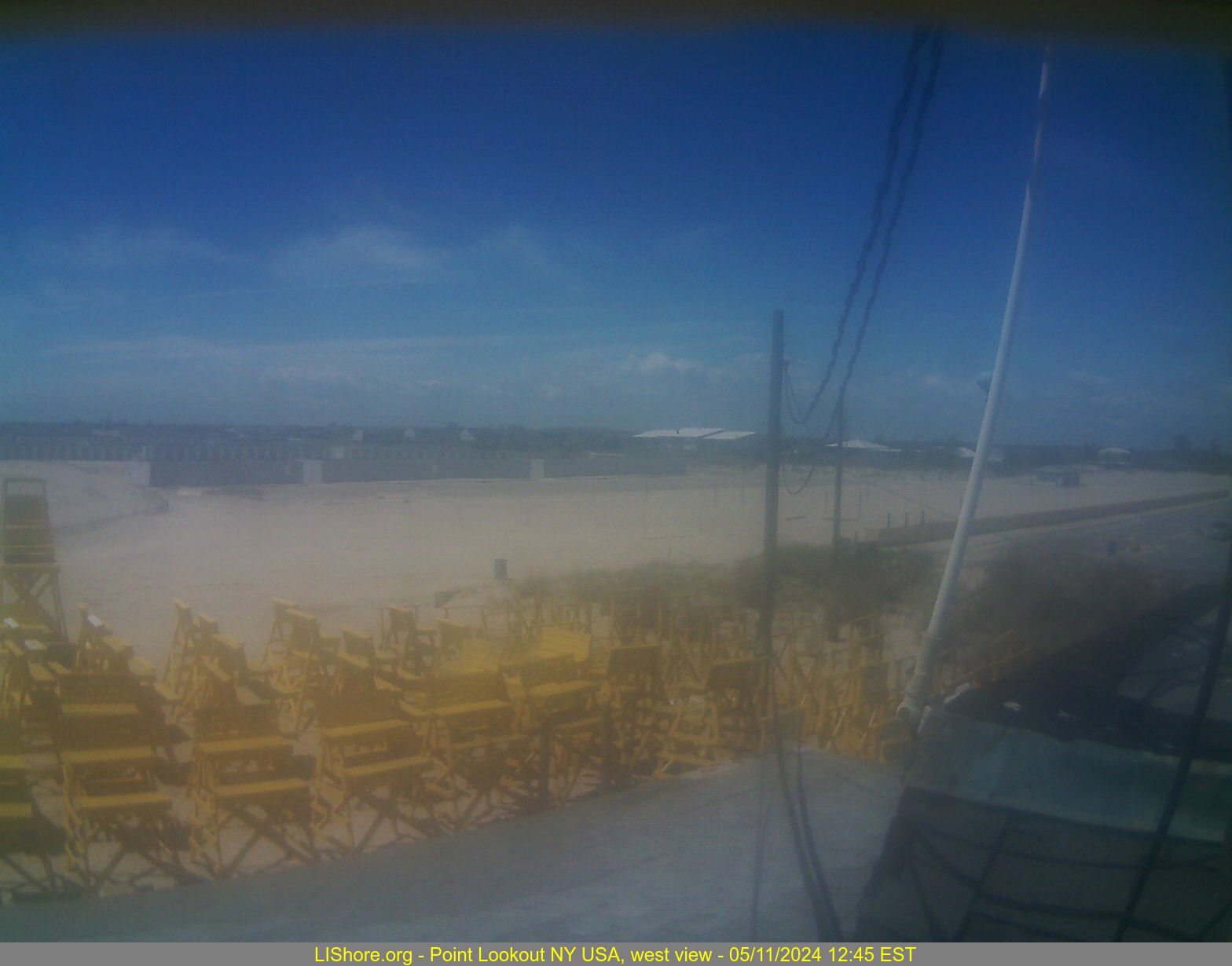 Webcam thumbnail of Point Lookout Beach - west view